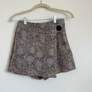 Zara snakeskin skort